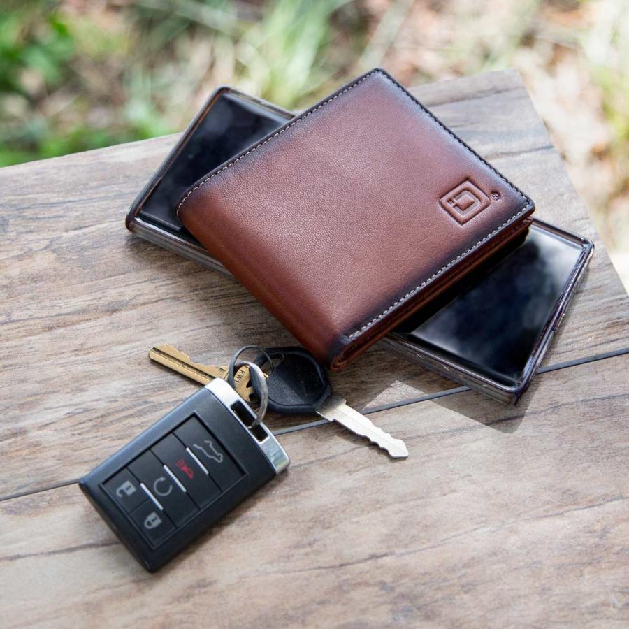 Closed RFID Wallet Bifold in black leather, showing its compact and stylish appearance, ideal for everyday carry.