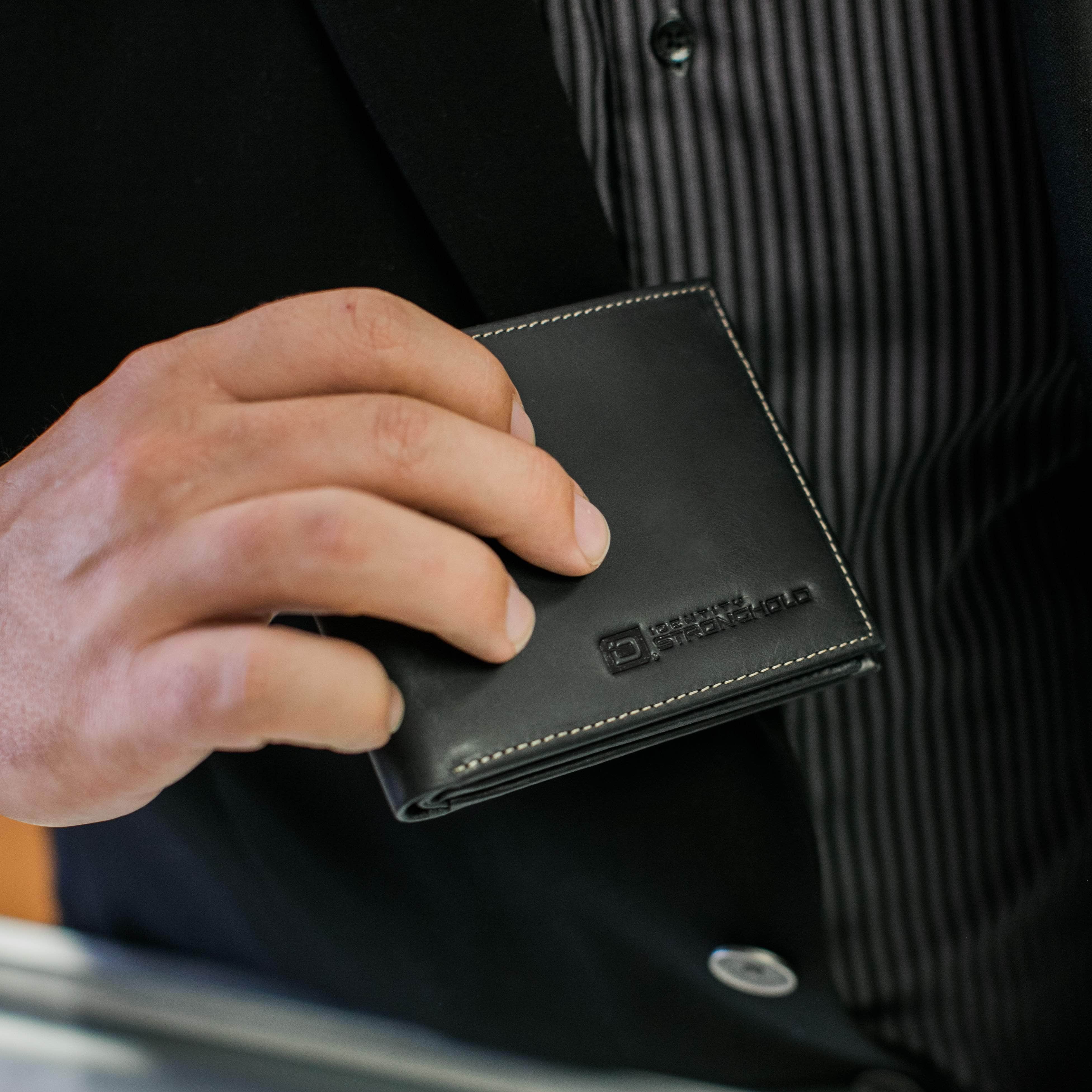 ID Stronghold  Men's RFID Bifold 6 Slot Wallet